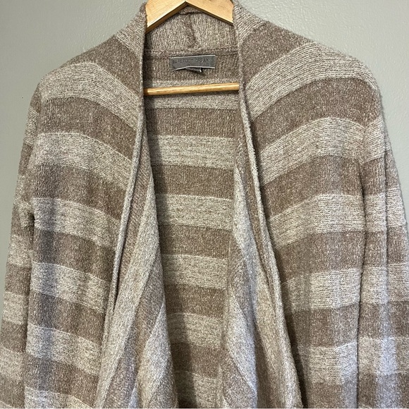 Barefoot Dreams Bamboo Chic Lite Cardigan Size S/M Calypso Waterfall Open Front - Picture 8 of 14